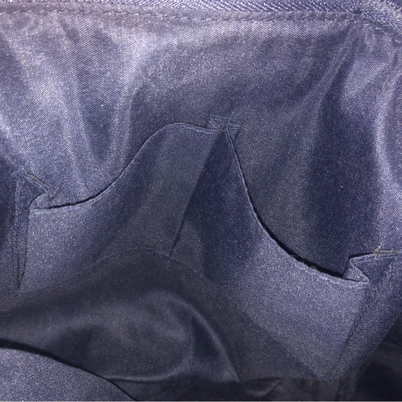 EUC Kenneth Cole Reaction Leather Purse - Picture 8 of 9